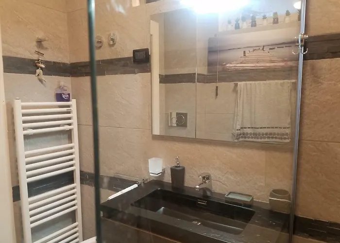 Pompeiana Nyaraló Trieszt